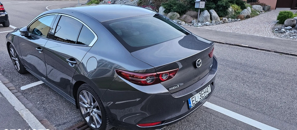 Mazda 3 cena 110000 przebieg: 49000, rok produkcji 2021 z Łódź małe 254